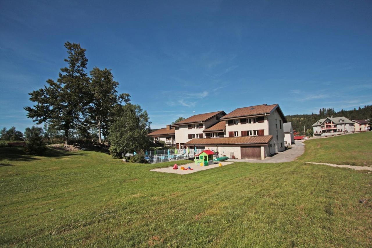 Village De Vacances Les Chevreuils Bellefontaine  Екстер'єр фото